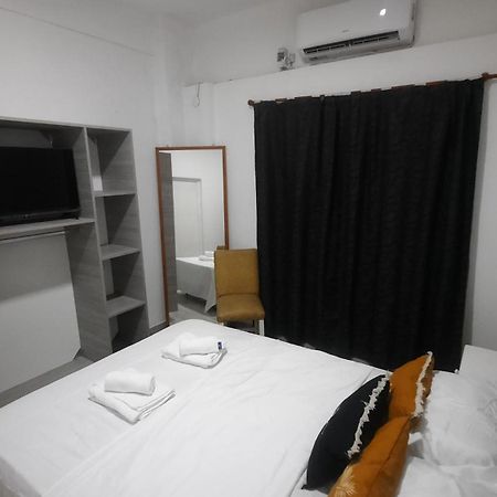 Solano House Bed and Breakfast Termas de Río Hondo Εξωτερικό φωτογραφία